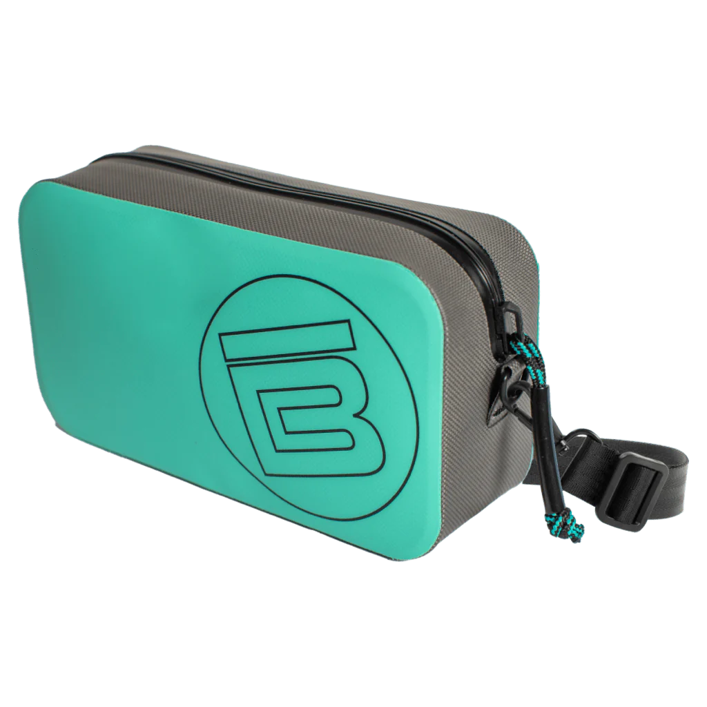 Angled front view of the Highwater Hitchhiker in seafoam with black "B" BOTE logo on the side.
